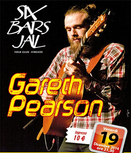 Gareth Pearson in concerto di chitarra acustica al Six Bars Jail