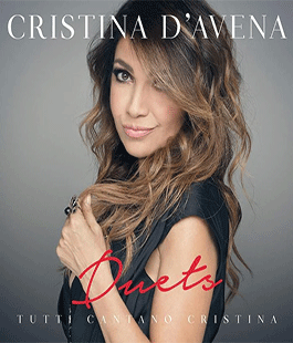 Cristina D'Avena all'Hard Rock Cafe per il firmacopie di ''Duets - Tutti cantano Cristina''