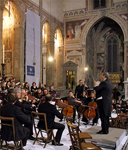 Omaggio a Mozart: inviti gratuiti per il concerto dell'Orchestra da Camera Fiorentina in Santa Croce