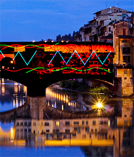Sul Ponte Vecchio a Firenze il videomapping di IED in collaborazione con UNHCR