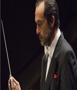 Domenico Pierini dirige il concerto dei Cameristi del Maggio Musicale Fiorentino