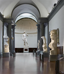 Enjoy Firenze: tra i percorsi sull'Arno e una visita serale alla Galleria dell'Accademia