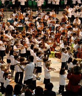 ''I Bambini per l'A.T.T.'', concerto dell'Orchestra del Centro Musicale Suzuki di Firenze