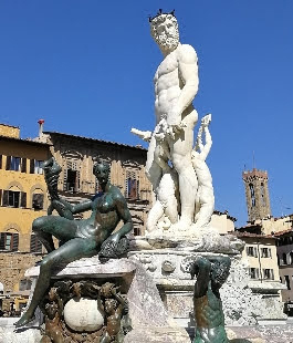 Torna all'antico splendore la Fontana del Nettuno in Piazza della Signoria