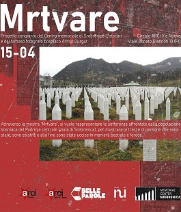 "Mrtvare: le scarpe di Srebrenica", le foto di Armin Durgut in mostra alle Vie Nuove di Firenze