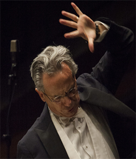Fabio Luisi dirige il concerto della Terza Sinfonia di Mahler al Teatro del Maggio