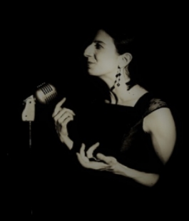 "A lei", concerto/spettacolo con Monica Santoro al Lavoratorio di Firenze 