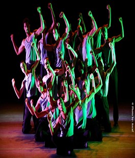 Florence Dance: "Decadance" di Ohad Naharin in scena al Chiostro di Santa Maria Novella