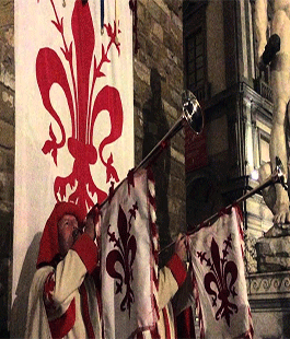 Il Gonfalone di Firenze prosegue i festeggiamenti nei cinque quartieri