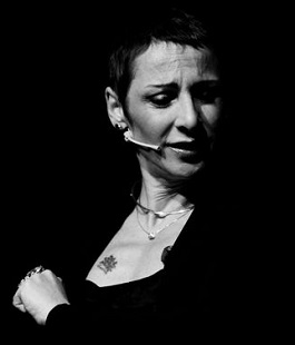 "Amori difficili", il reading di Anna Maria Castelli al Teatro delle Spiagge di Firenze