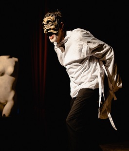 "Il mercante di maschere", lo spettacolo di Duccio Barlucchi al Laboratorio Puccini di Firenze